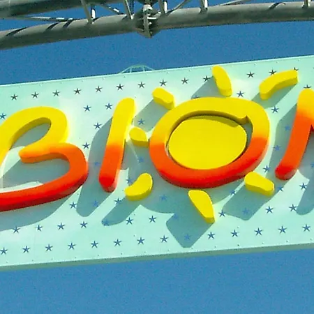 Cozy Flat With Shared Pool-beahost *