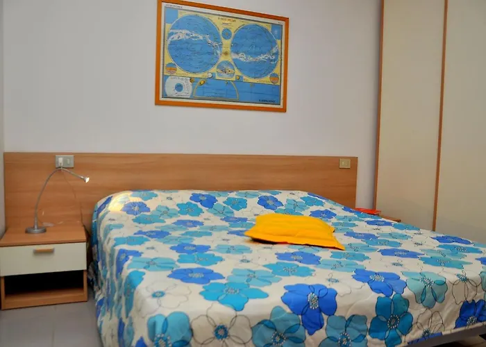 아파트 Cozy Flat With Shared Pool-beahost