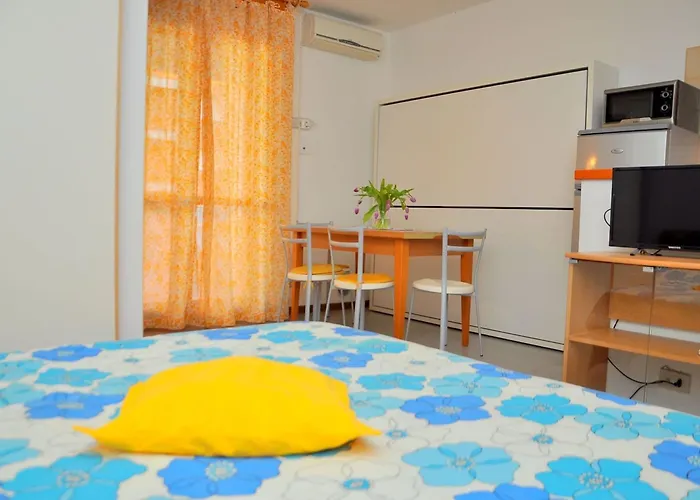 公寓 Cozy Flat With Shared Pool-beahost